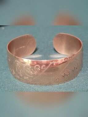 Vintage Hand-Engraved 1/20 12k Gold Filled Cuff Bracelet